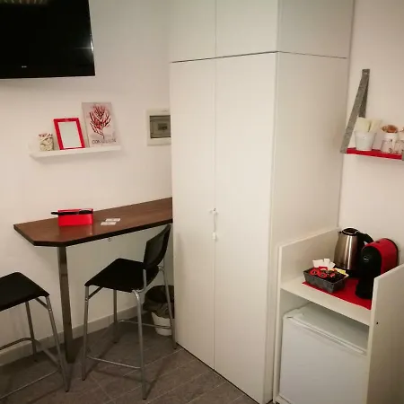 Simply House In 2 Apartment *