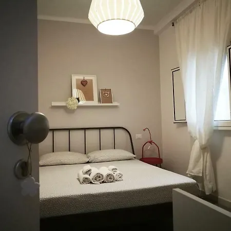 Simply House In 2 Apartment Bari
